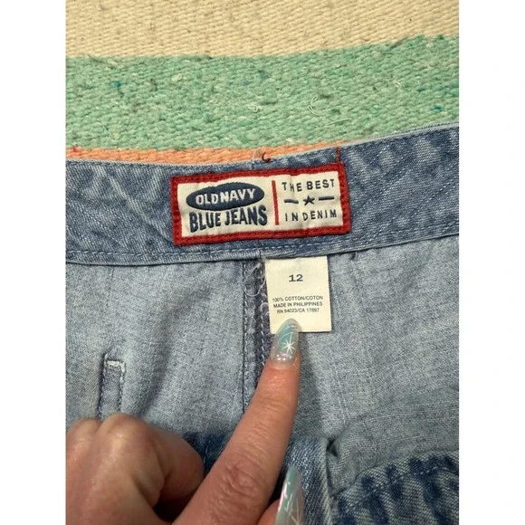Y2K Old Navy Denim Buckle Shorts – Size 12 - Picture 3 of 6